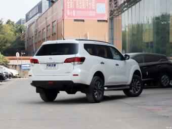 Nissan Terra Elite 2.5L XE MT 2WD