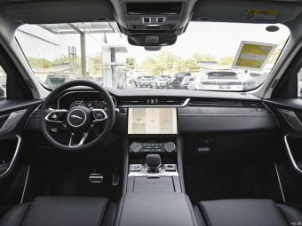 Jaguar F-Pace HSE P250