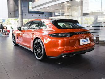 Porsche Panamera 4 Sport Turismo