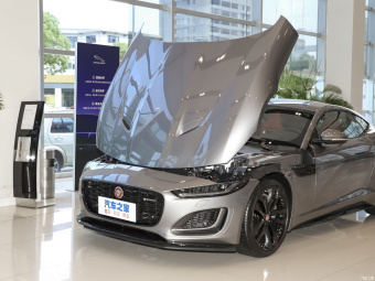 Jaguar F-Type Coupe R-Dynamic Black P300