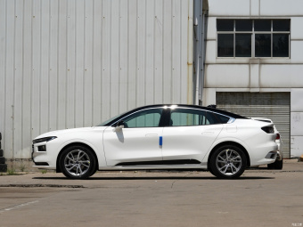 Ford Mondeo Luxury EcoBoost 245
