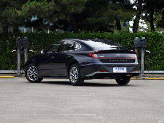 Hyundai Sonata Leading GL 270TGDi DCT
