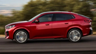 BMW iX2 xDrive30