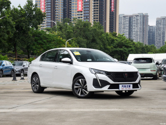 Peugeot 408 Dream 1.6T