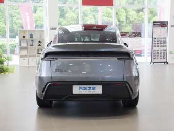 Tesla Model Y 2026 Rear-Wheel Drive Version