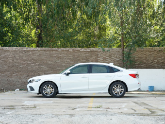 Honda Civic Dynamic 240TURBO CVT