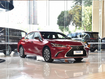 Lexus ES 200 Premium