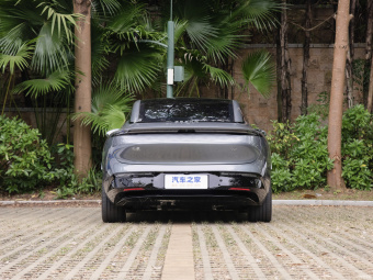 Zeekr 007 Smart 75 kWh