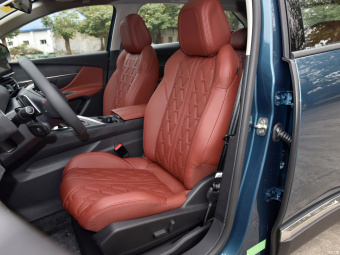 Peugeot 4008 Creative 400THP