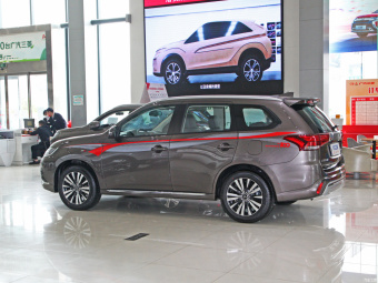 Mitsubishi Outlander Enjoy 2.0L