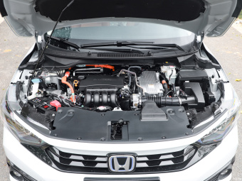Honda Envix Pure Smooth Hybrid 1.5L