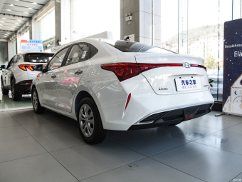 Hyundai Verna Youth GS 1.4L Manual