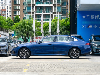 BMW 5 Series 525Li M Sport