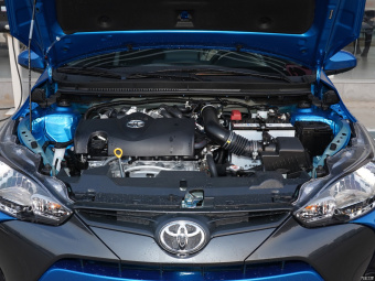 Toyota YARiS L Leading PLUS 1.5L CVT