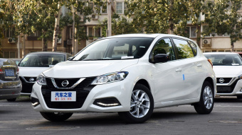 Nissan Tiida Cool Dynamic 1.6L CVT