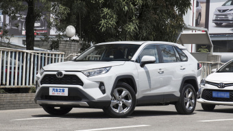 Toyota RAV4 Fashion 2.0L CVT 2WD