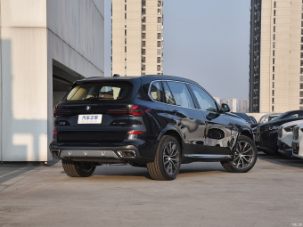 BMW X5 xDrive 30Li M Sport