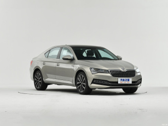 Skoda Superb Premium TSI280 DSG