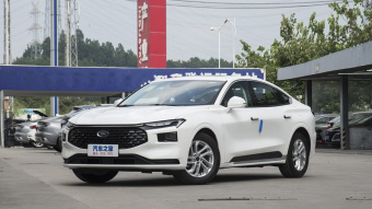 Ford Mondeo Style EcoBoost 245