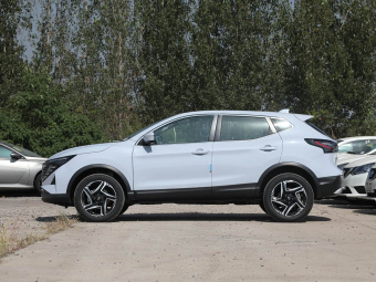 Nissan Qashqai 2025 Honor 2.0L CVT XV+ Leading Edition