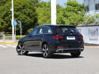 Mercedes-Benz GLC 300 L 4MATIC Luxury