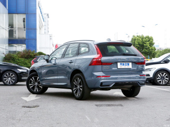 Volvo XC60 B5 AWD Smart Sports