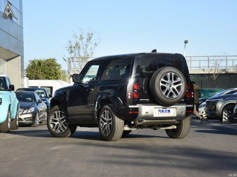 Land Rover Defender 90 XS P400