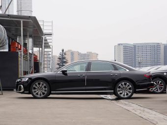 Audi A8L 2025 45 TFSI Quattro Luxury