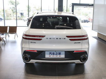 Genesis GV70 Luxury AWD