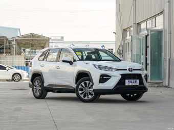 Toyota Wildlander Luxury PLUS 2.0L CVT 4WD