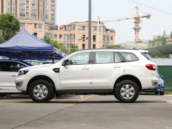 Ford Everest Elite 2.3T 5 Seats