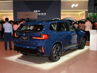 BMW iX1 2025 xDrive30L M Sport Night Edition