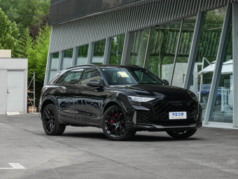 Audi RS Q8 2025 4.0T Performance