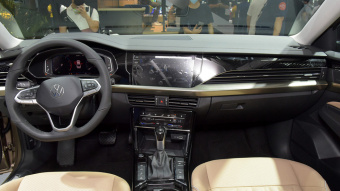 VW Passat Ultimate 380TSI