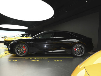 Lotus Emeya 2026 600 SE 5-seater
