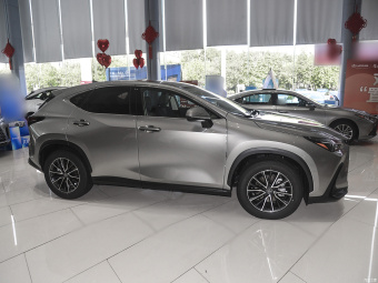 Lexus NX 350h Run