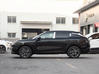 Lynk & Co 08 EM-P 2026 Ultra model with 230km ultra-long range