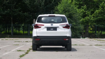 BYD S2