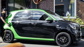 Smart EQ forfour
