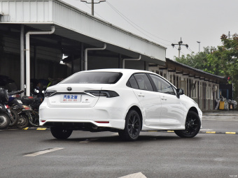 Toyota Corolla GR Sport TNGA 1.5L CVT