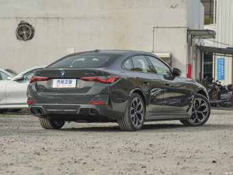 BMW i4 eDrive40