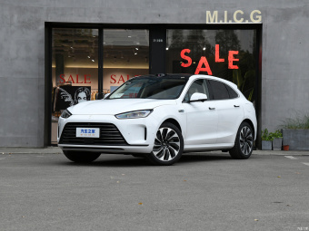 Aito M5 Smart AWD