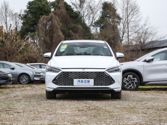 BYD Qin Plus DM-i Leading 120КМ