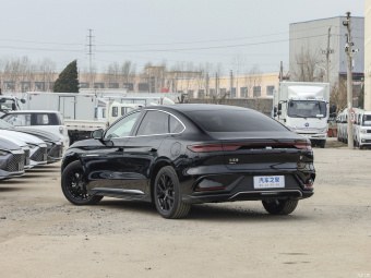 BYD Han DM-i Premium 121КМ