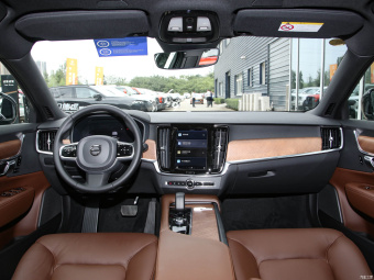 Volvo S90 B5 Zhiyi Luxury