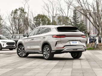 BYD Song Plus DM-i Luxury 71КМ
