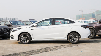 Chery Arrizo 5 Plus Ozawa 1.5T-MT