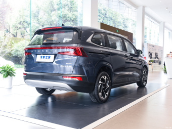 Hyundai Custo Premium LUX 380TGDi AT