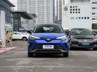 Toyota IZOA Yixiang 2.0L