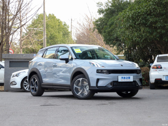 Lynk & Co 06 PHEV Remix Pro PHEV